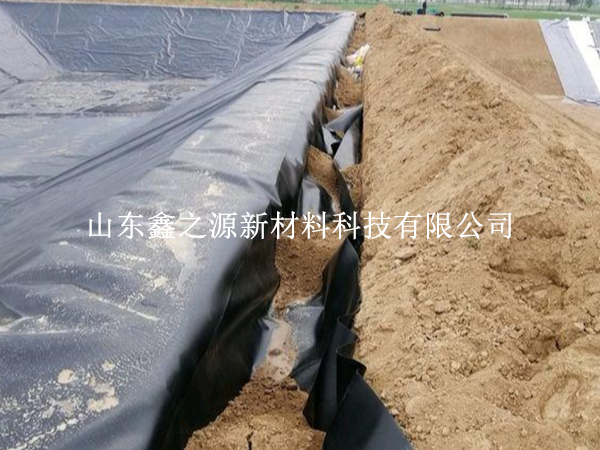 如何順利進行沼氣池黑膜的修補工作？